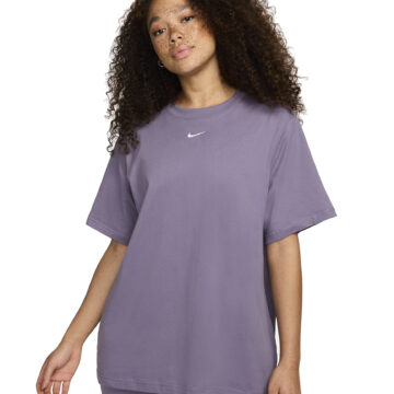 Nike Sportswear Essential Sportshirt Dames M/38.