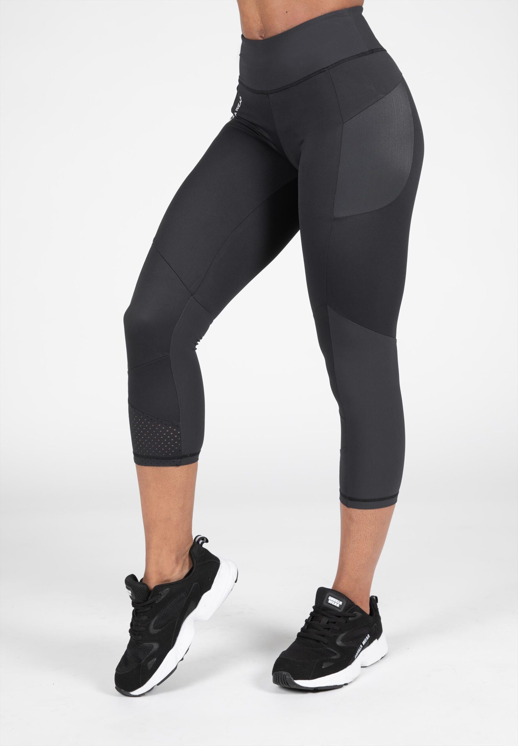 1_monroe-7-8-leggings-black01_15007515084715_0ad9ee2f-3ab1-474e-9d85-0749363ec044