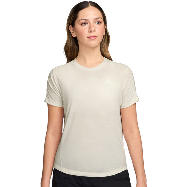 Nike Dri-FIT ACG Trail T-Shirt Dames Nike Dri-FIT ACG Trail T-Shirt Dames