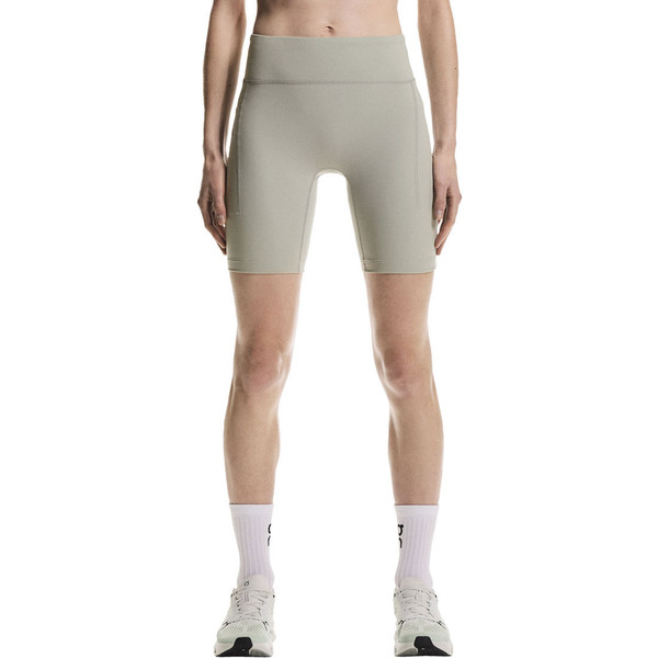 On 8" Performance Short Legging Dames On 8" Performance Short Legging Dames