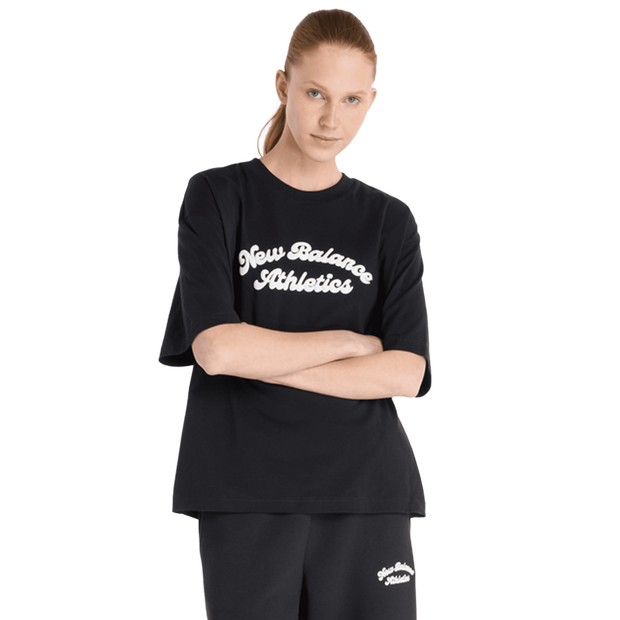 New-Balance-Linear-Heritage-Oversized-T-shirt-T-shirts-Dames-Zwart-Maat-XL-Katoen-Jersey