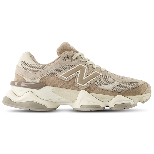 New Balance 9060 Sneakers Dames - Bruin - Maat 40.5 - Leer